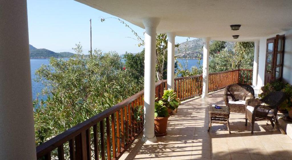Bozburun Yacht Club Hotel Exterior photo