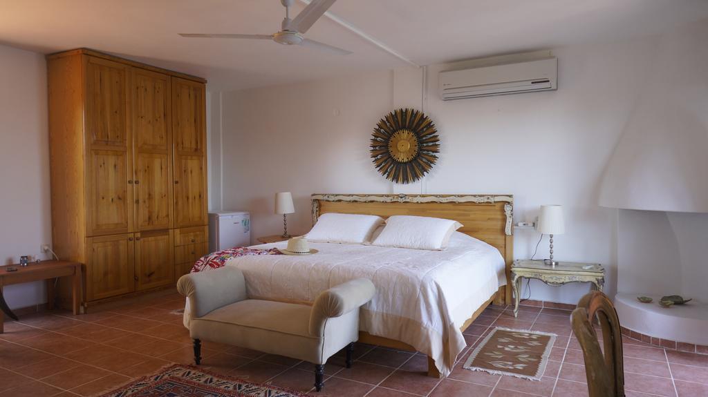 Bozburun Yacht Club Hotel Room photo
